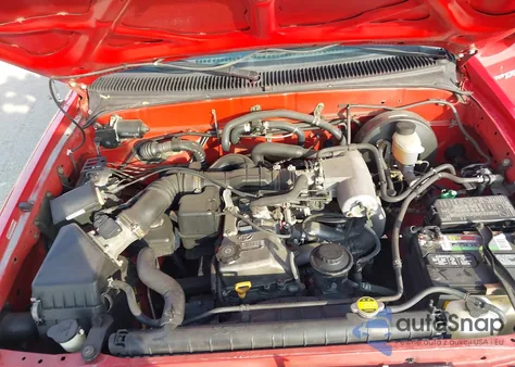 2004 Toyota Tacoma z USA, uszkodzony, nr VIN 5TEVL52N14Z379938